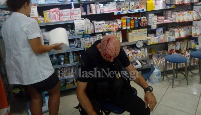Άνοιξαν πισώπλατα το κεφάλι Αστυνομικού τα καθίκια στα Χανιά (εικόνες, βίντεο)